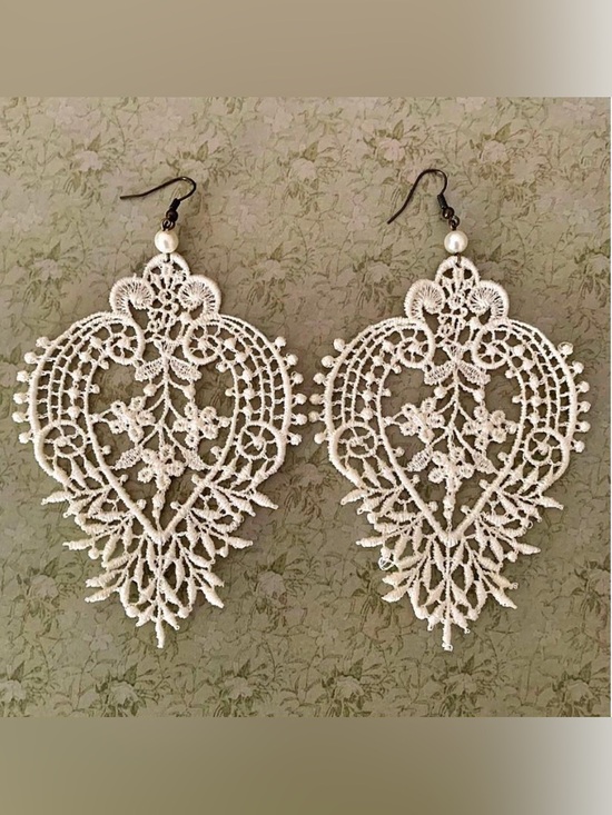 Handmade Jewelry - Ivory Lace Drop Earrings with Pearl Accent